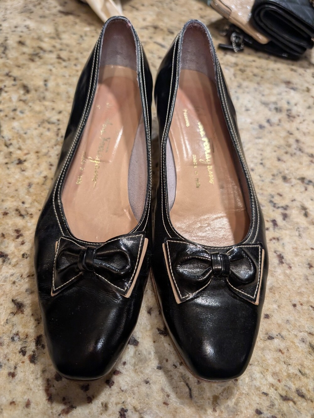 Salvatore Ferragamo Black Leather Bow Pumps Vintage Sz 10 M